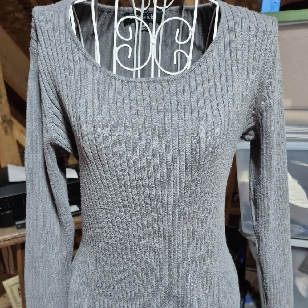 Gray Ribbed Women's Sweater - Picture 2 of 7